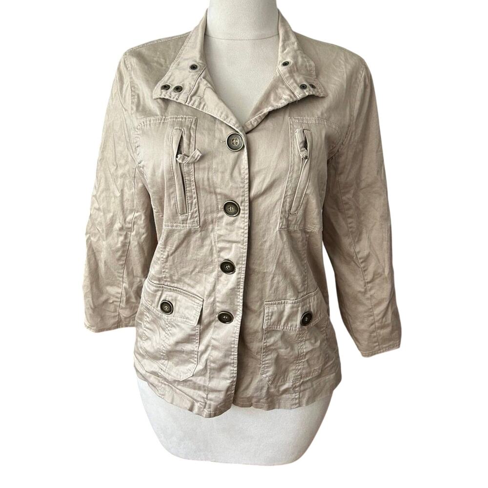 Outer edge jacket size large - image 1